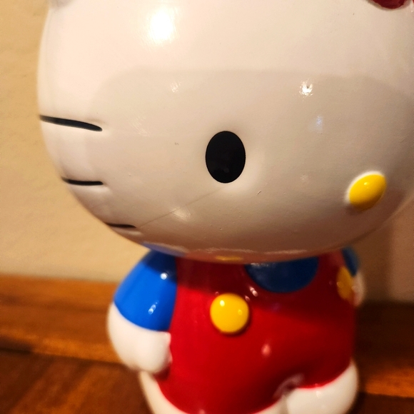 Hello Kitty Ceramic Bank Decor Collectible - Picture 6 of 7